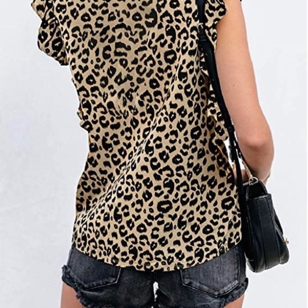 Women’s Cute Leopard Ruffle Top - Picture 2 of 2